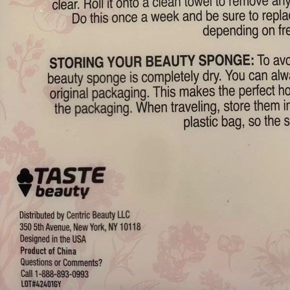 Bridgerton Heart-Shaped Makeup Sponges - Picture 12 of 12